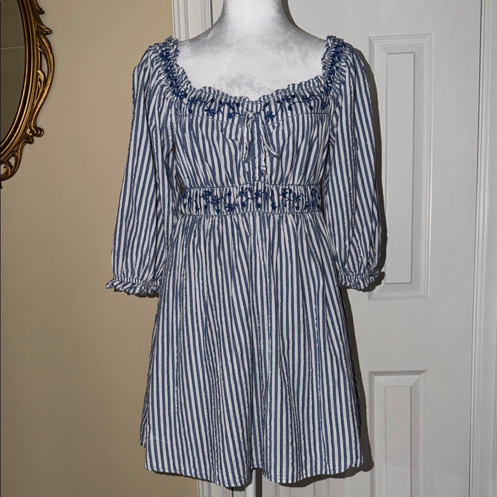 American Eagle Women's Blue & White Striped Puff Sleeve Embroidered Mini Dress S